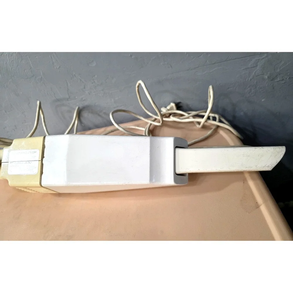 Vintage Singer 3 In‎ 1 Hand Held Vacuum Model 3HV100 Vacuum Cleaner Tested Works - Picture 10 of 12